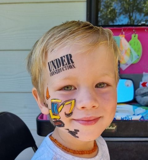 Tauranga face painter digger themed birthday party